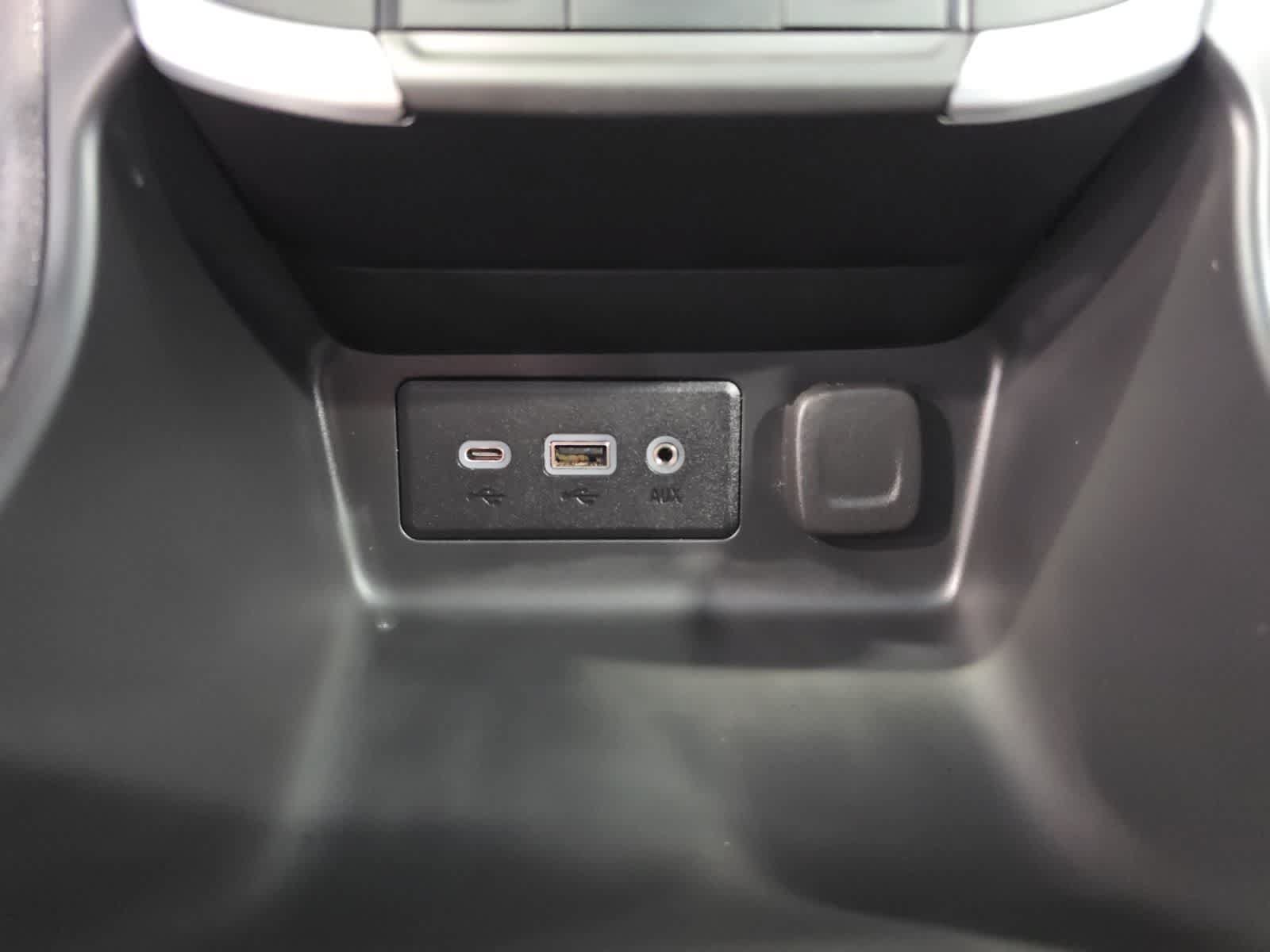 Used 2022 GMC Terrain SLE FWD image 24
