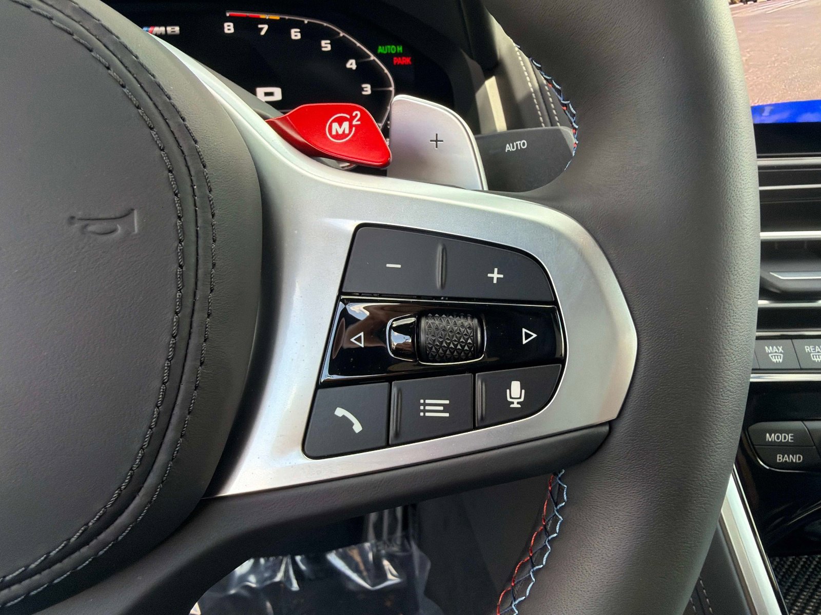 Used 2025 BMW M8 Competition w/ M Carbon Exterior Package image 37