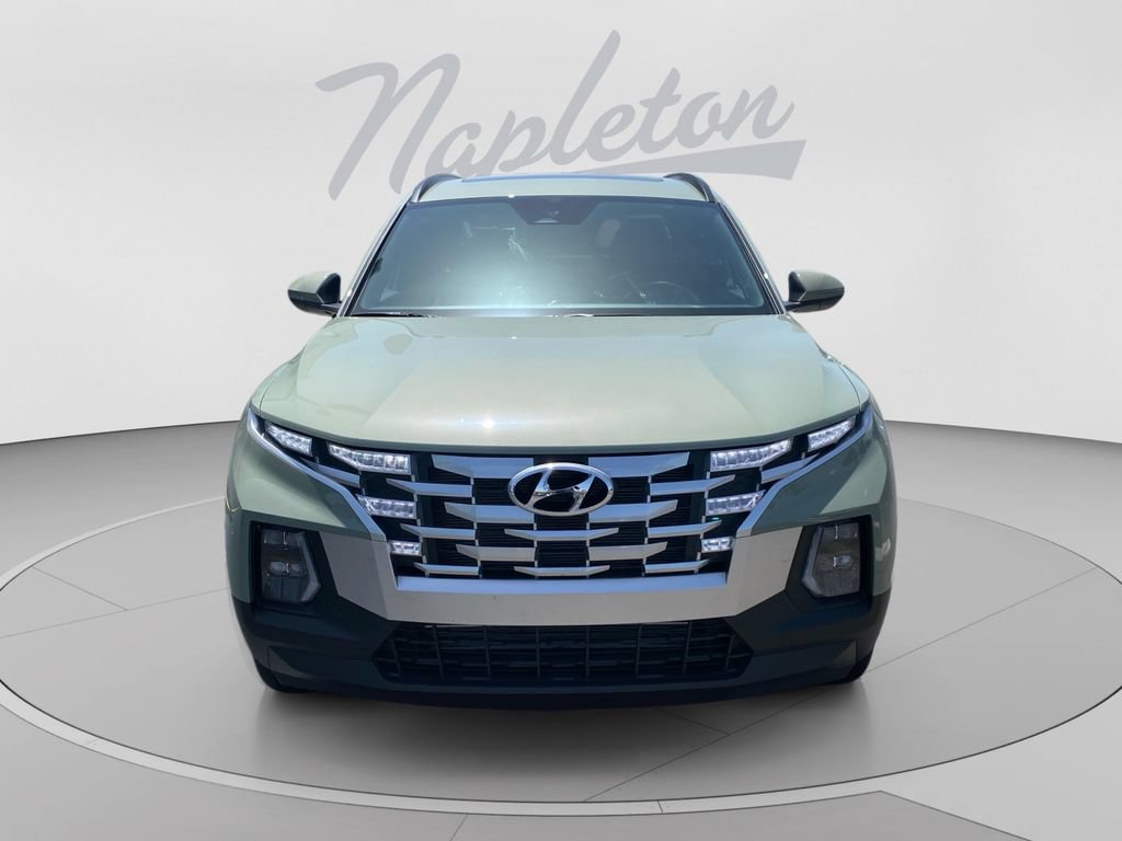Used 2024 Hyundai Santa Cruz SEL w/ Activity Package FWD image 2