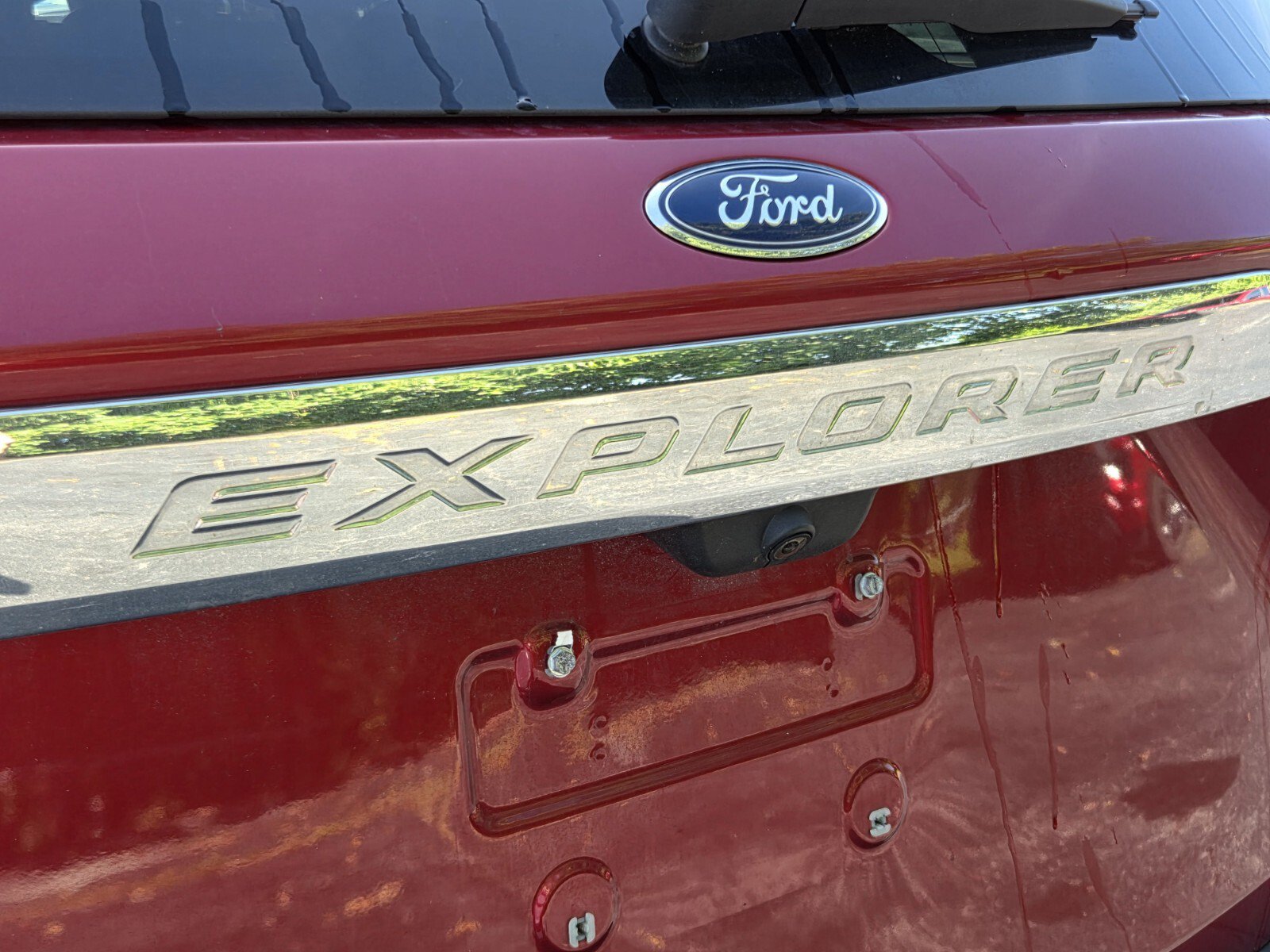 Used 2023 Ford Explorer XLT w/ Equipment Group 202A AWD/4WD image 15
