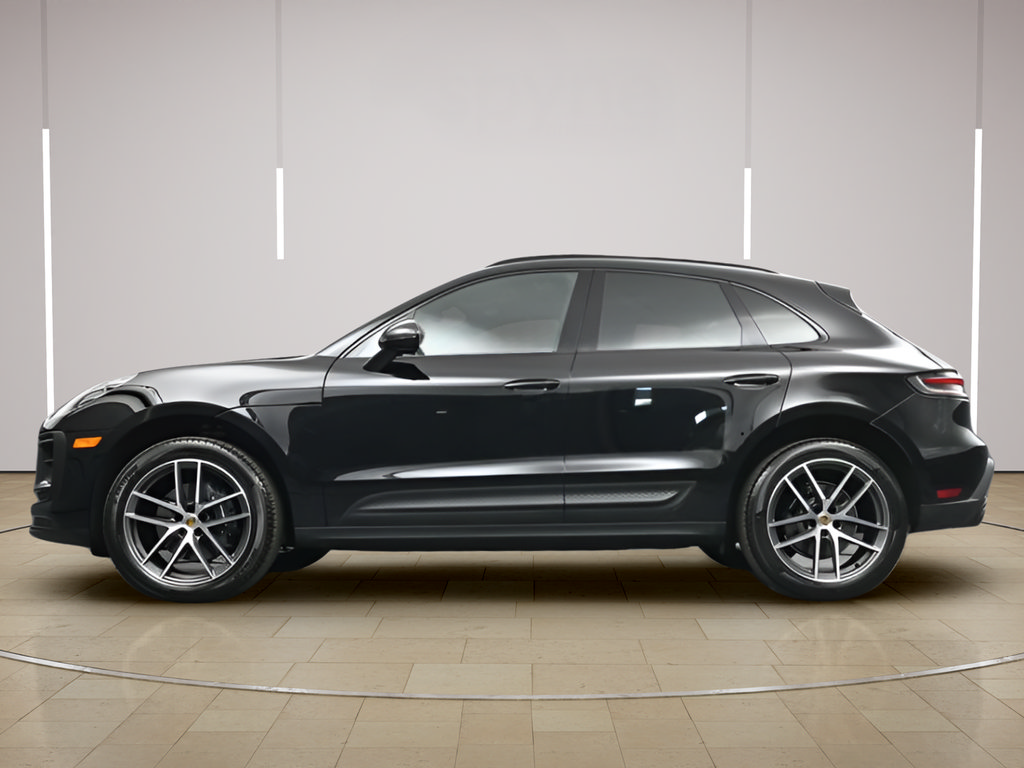 Certified 2026 Porsche Macan AWD/4WD image 31