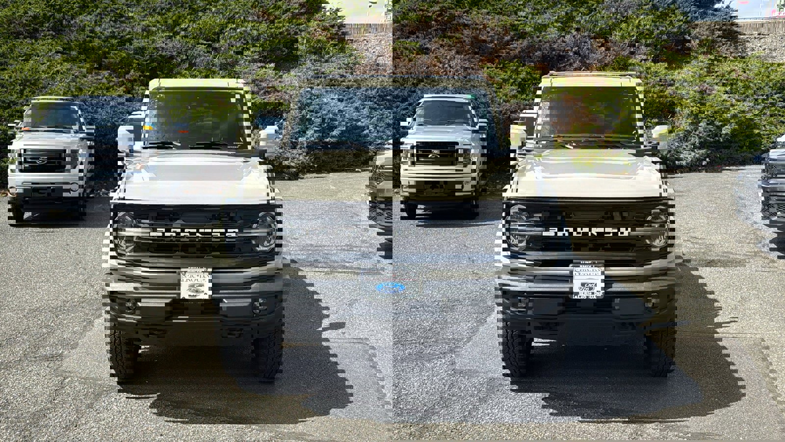 Certified 2025 Ford Bronco Outer Banks image 2