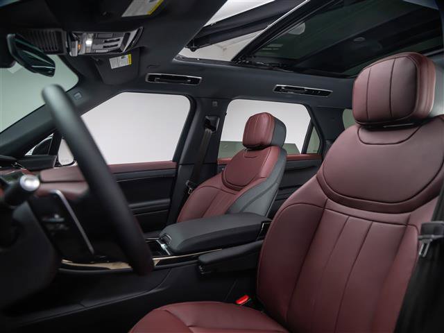 New 2026 Land Rover Range Rover Sport Dynamic SE AWD/4WD image 16