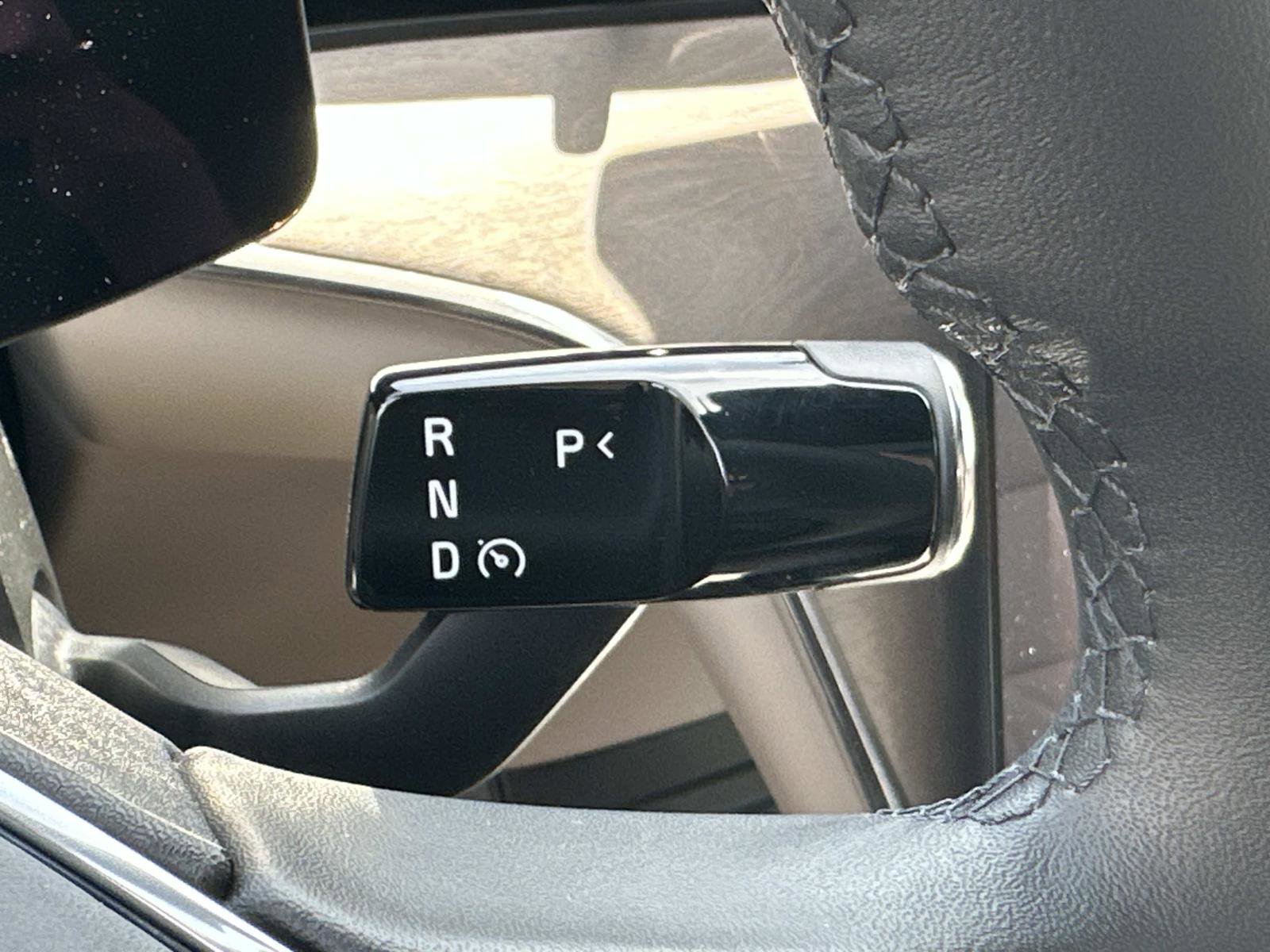 Certified 2025 Volvo EX90 Ultra AWD/4WD image 14