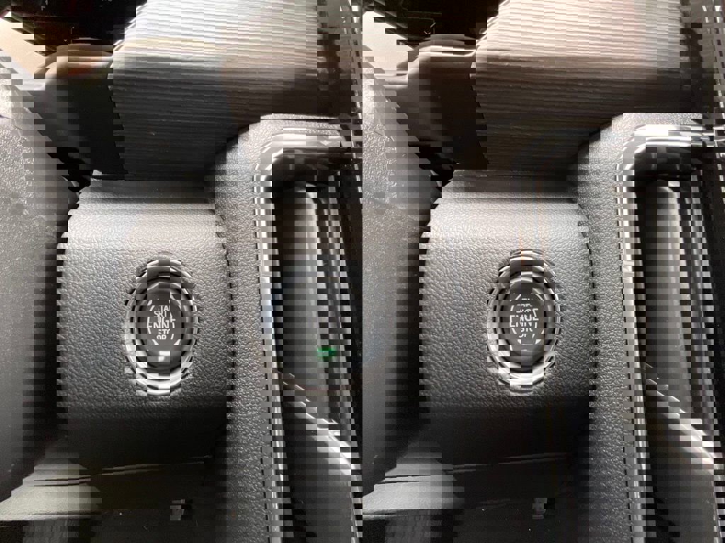 New 2026 GMC Acadia Denali w/ Super Cruise Package image 28