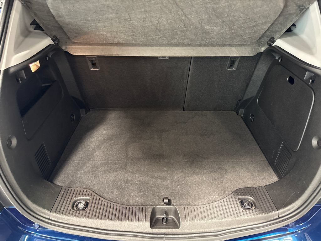 Used 2020 Chevrolet Trax LT FWD image 38