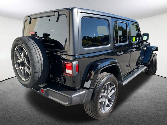 Used 2024 Jeep Wrangler Unlimited w/ Convenience Group image 14