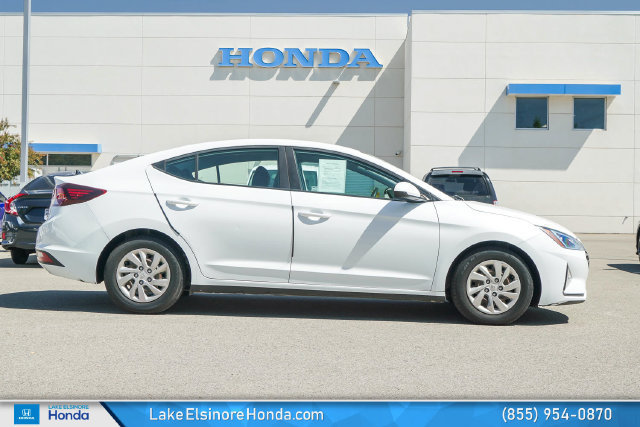 Used 2020 Hyundai Elantra SE w/ Cargo Package (C1) FWD image 6