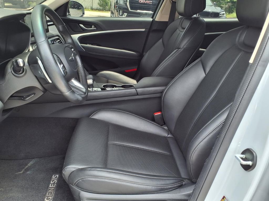 Used 2023 Genesis G70 2.0T RWD image 26