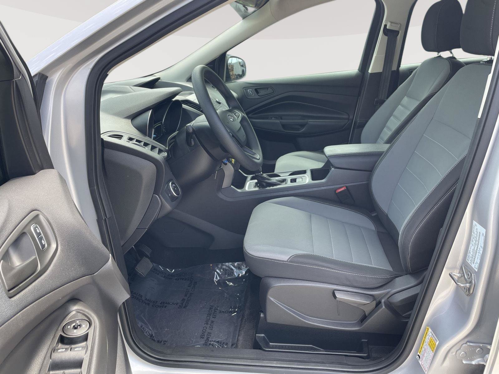 Used 2017 Ford Escape S FWD image 3