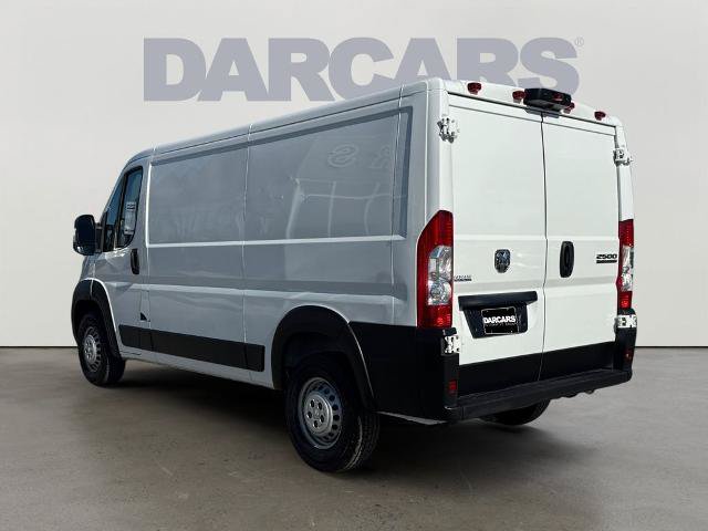 Used 2025 RAM ProMaster 2500 w/ Convenience Group FWD image 5