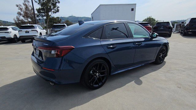 Used 2025 Honda Civic Sport image 8