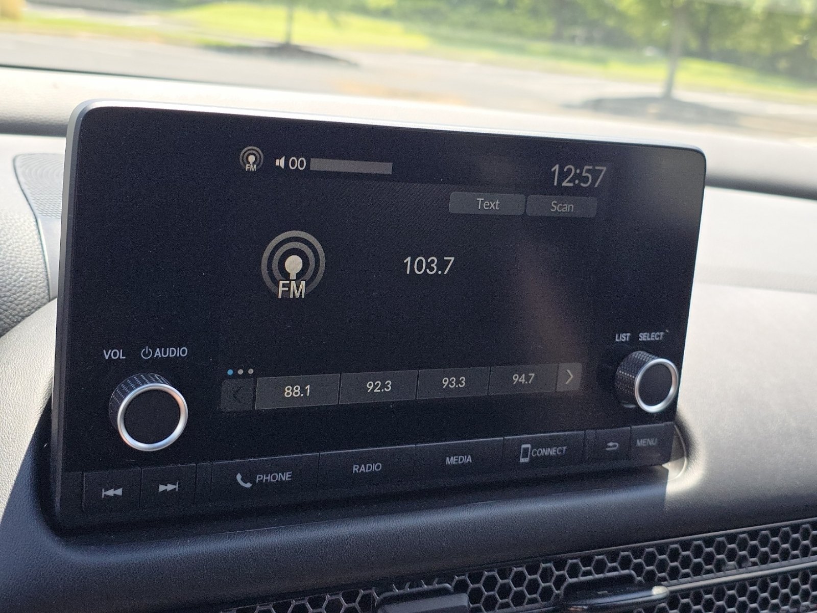 Certified 2024 Honda HR-V Sport image 29