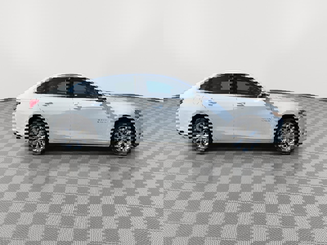 Used 2024 Chevrolet Malibu LT image 9