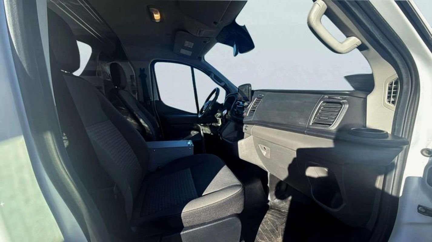 Used 2020 Ford Transit 250 Low Roof AWD image 15