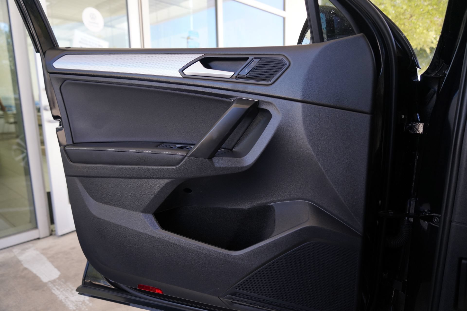 Certified 2023 Volkswagen Tiguan S FWD image 18