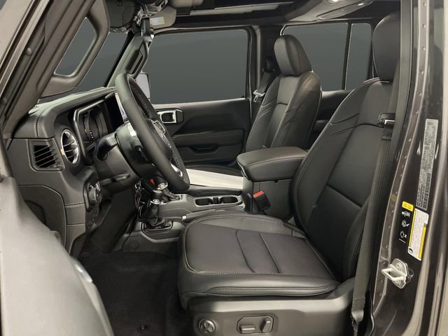 New 2025 Jeep Wrangler Sahara image 4