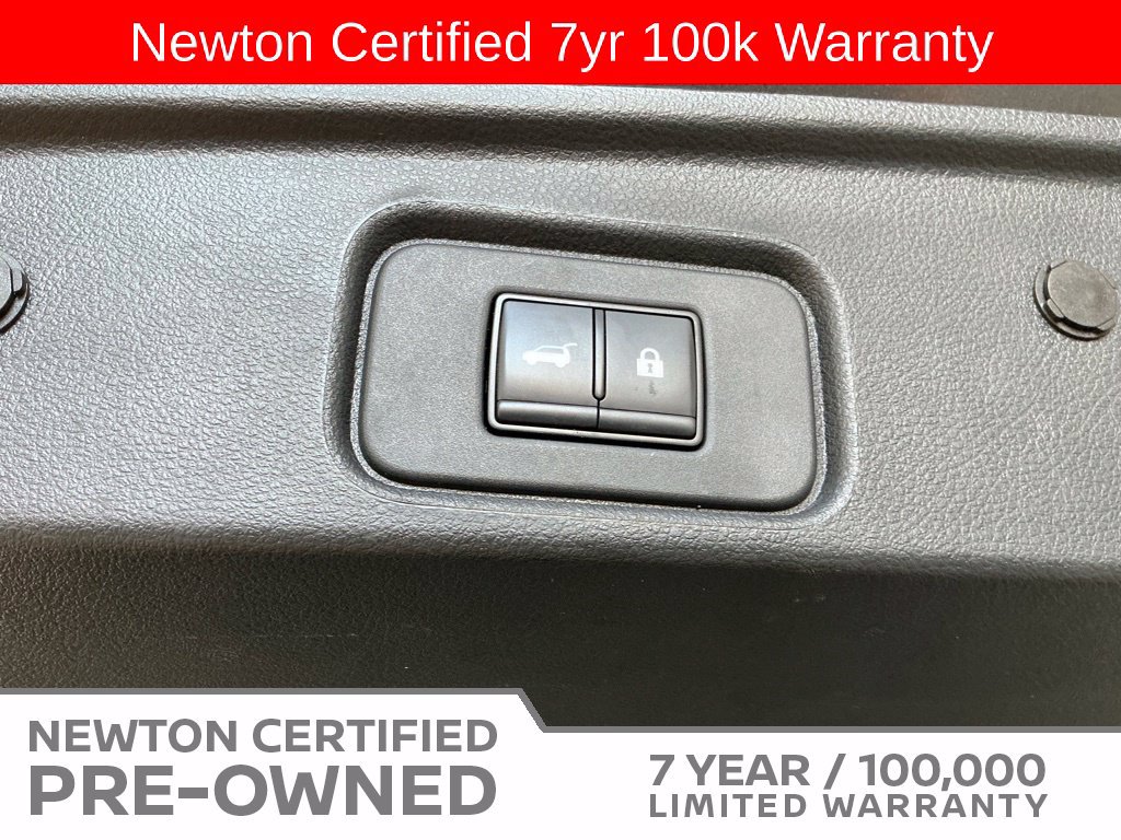 Used 2025 Nissan Pathfinder Platinum w/ Cargo Package FWD image 26