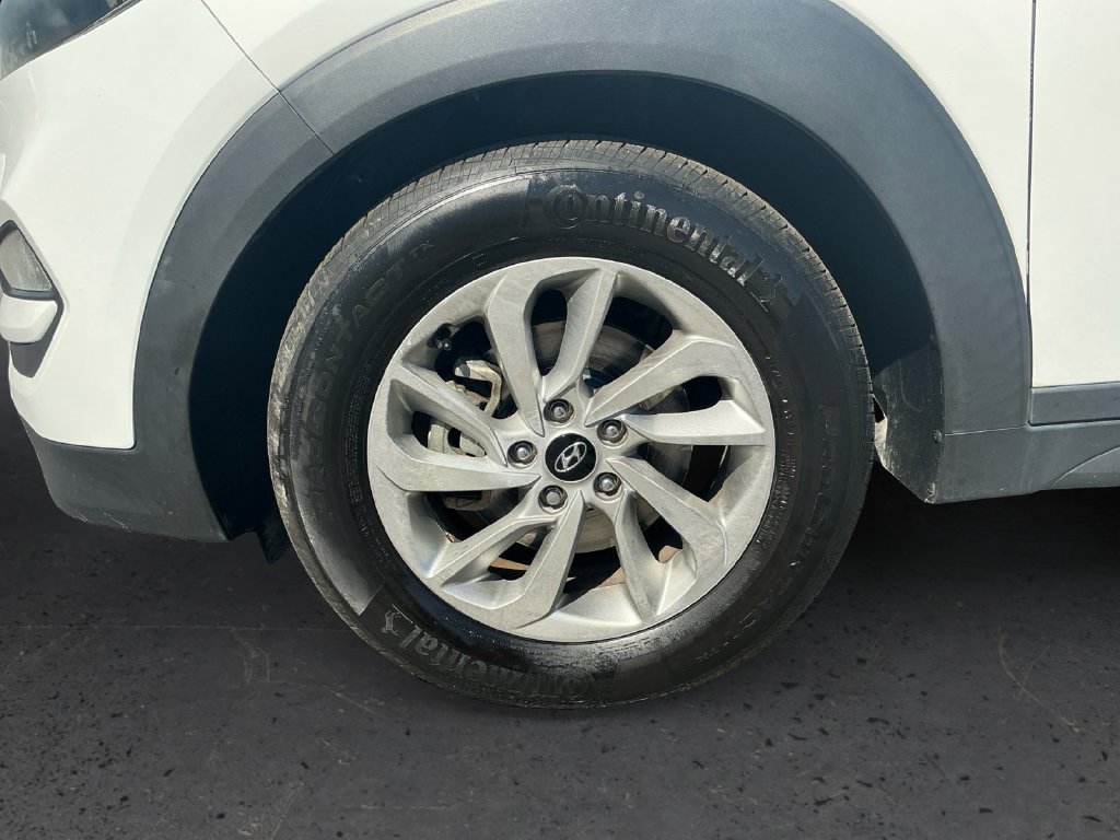 Used 2016 Hyundai Tucson SE w/ Option Group 02 FWD image 13