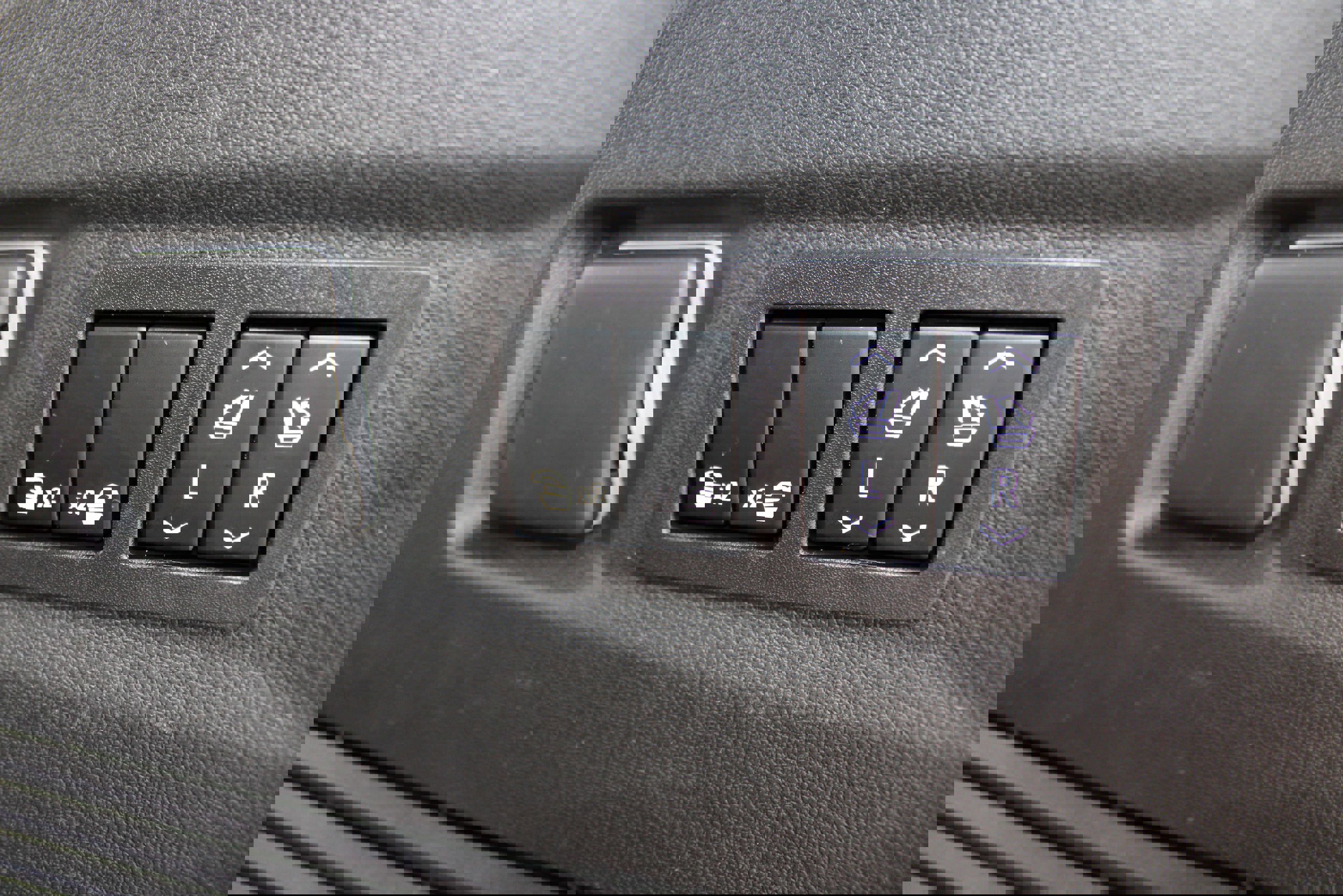 Used 2023 Chevrolet Tahoe High Country image 18