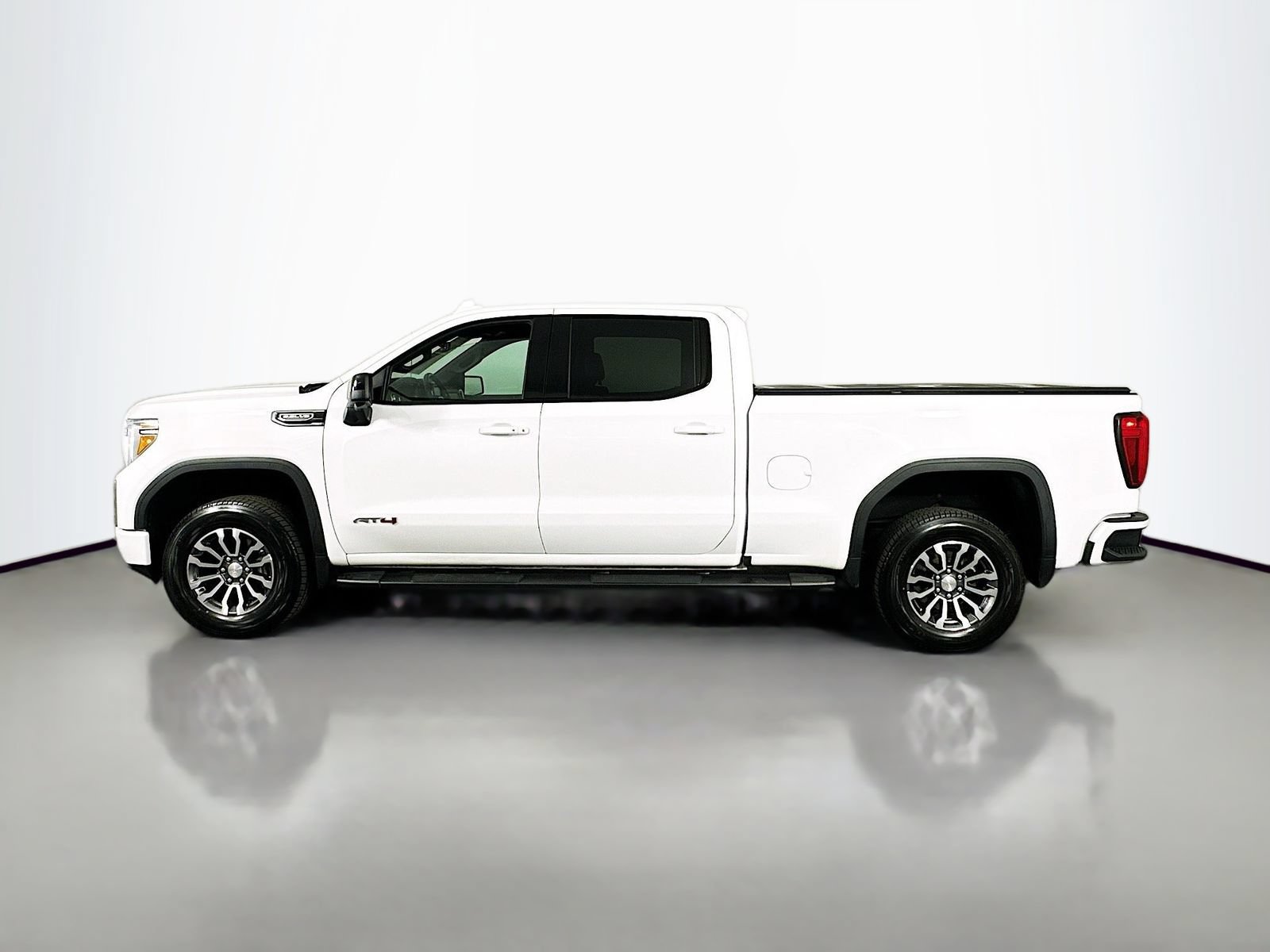 Used 2020 GMC Sierra 1500 AT4 w/ AT4 Premium Package AWD/4WD image 5