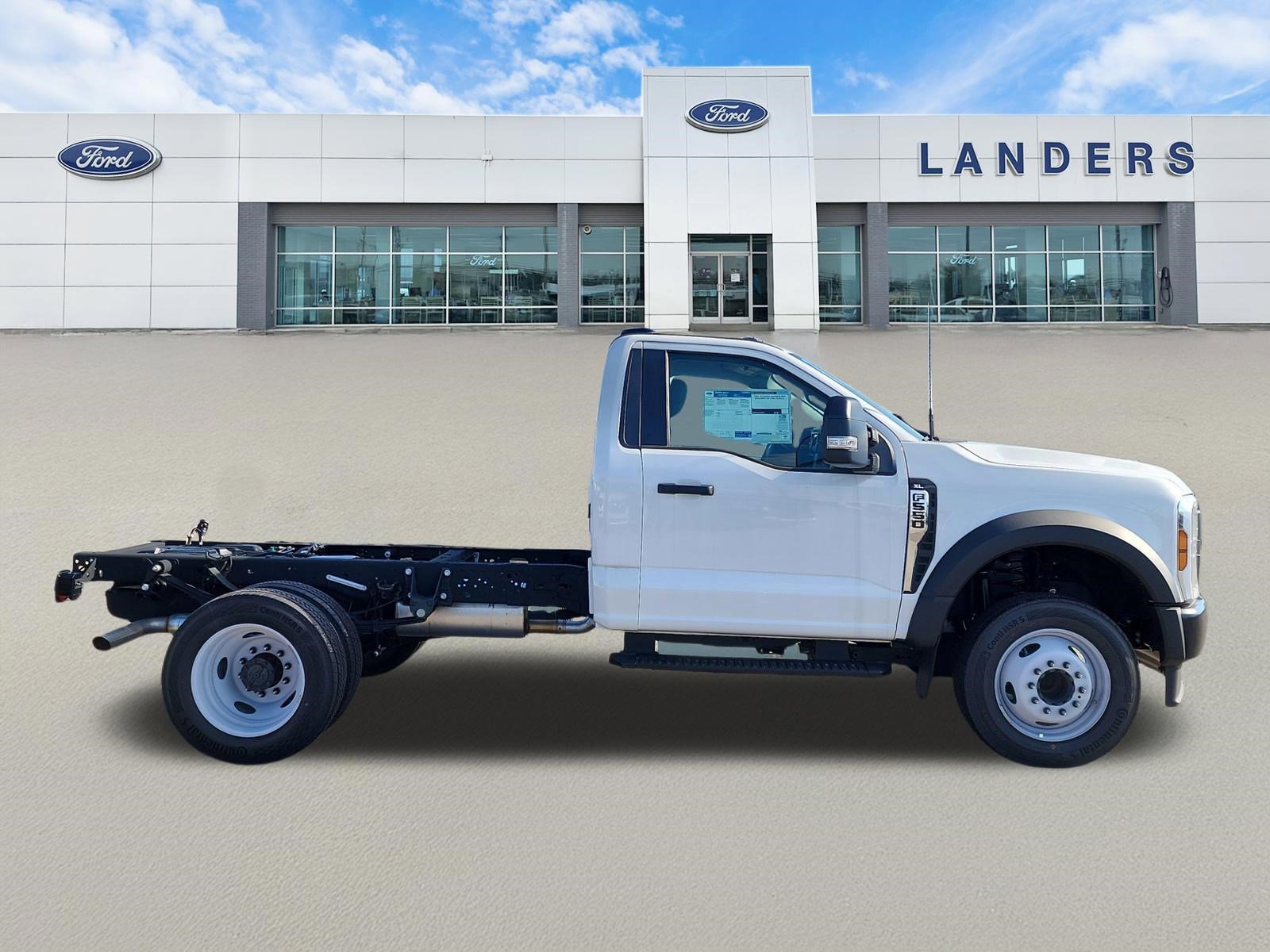 New 2024 Ford F550 2WD Regular Cab Super Duty image 2