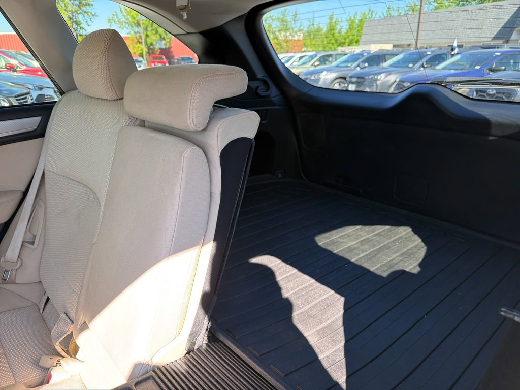 Used 2019 Subaru Outback 2.5i Premium AWD/4WD image 25