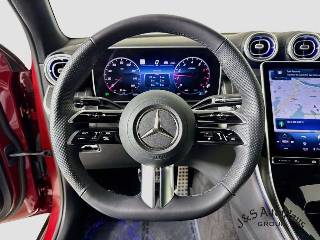 Used 2025 Mercedes-Benz GLC 300 4MATIC w/ AMG Line image 12