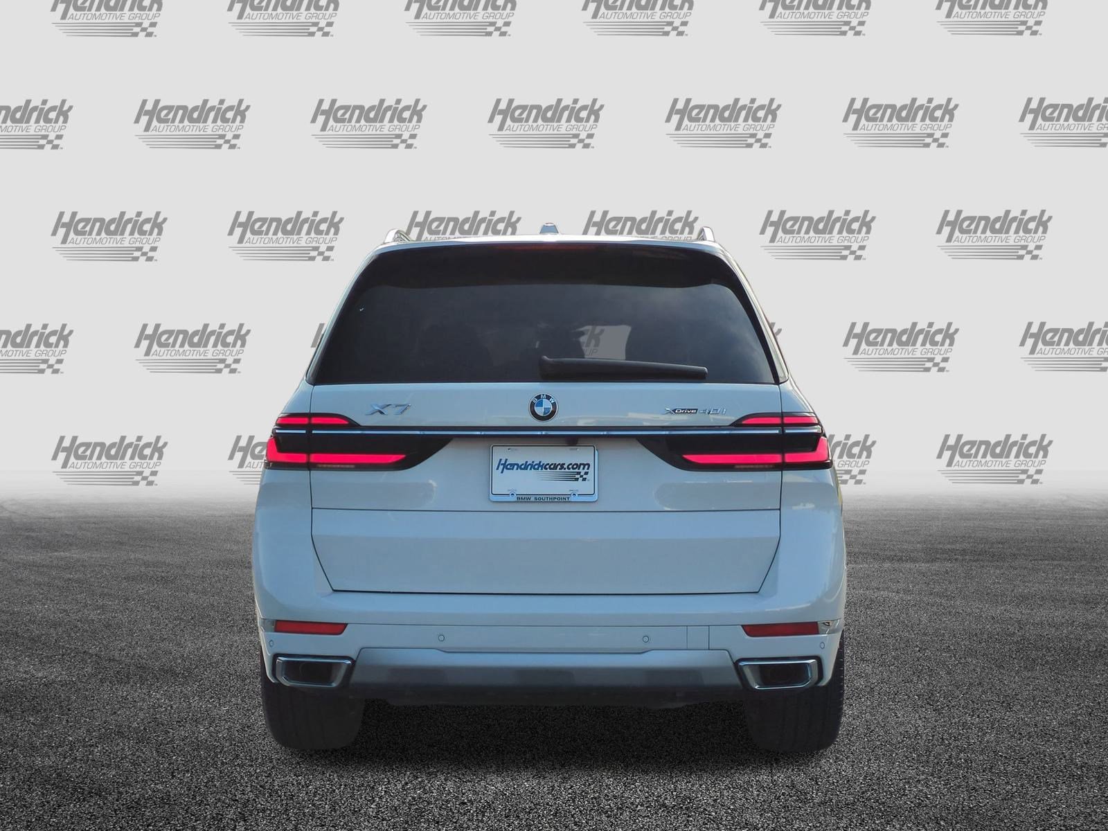 Used 2026 BMW X7 xDrive40i image 9