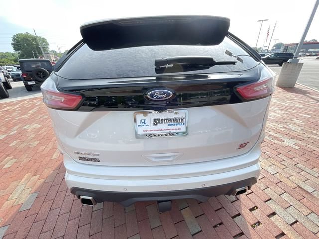 Used 2019 Ford Edge ST w/ Cold Weather Package AWD/4WD image 32