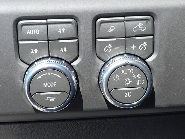 New 2026 GMC Sierra 2500 AT4 image 30