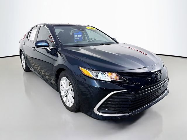 Used 2021 Toyota Camry LE video 1