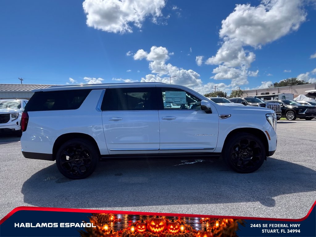 New 2027 GMC Yukon XL Denali w/ Denali Reserve Package AWD/4WD image 8