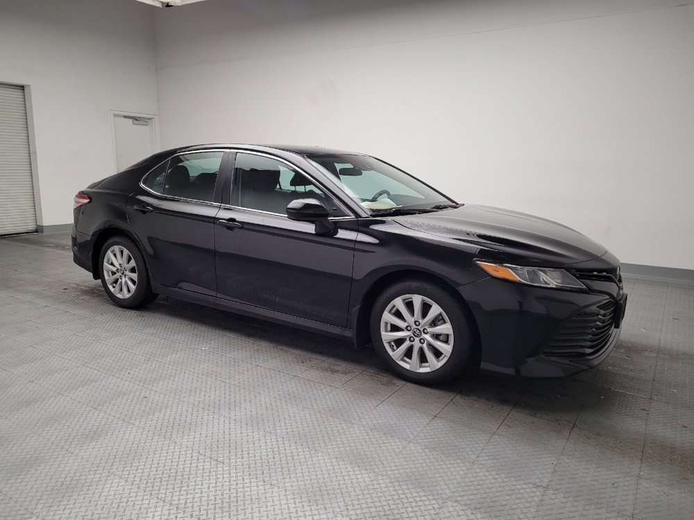 Used 2020 Toyota Camry LE image 11