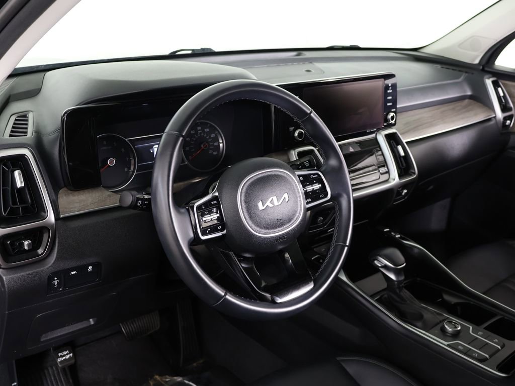 Used 2022 Kia Sorento S w/ Panoramic Sunroof Package AWD/4WD image 29