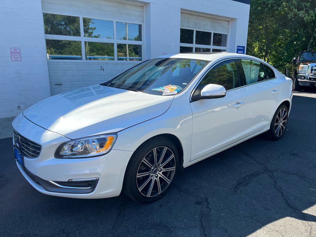 Used 2018 Volvo S60 T5 Inscription AWD/4WD image 3
