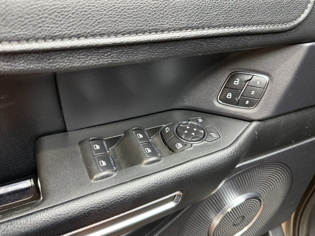 Used 2019 Ford Expedition XLT w/ Equipment Group 202A image 27