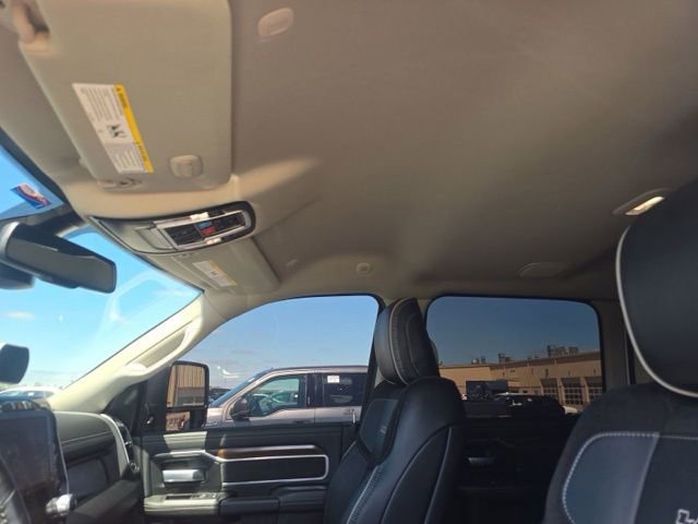 Used 2024 RAM 2500 Laramie AWD/4WD image 13