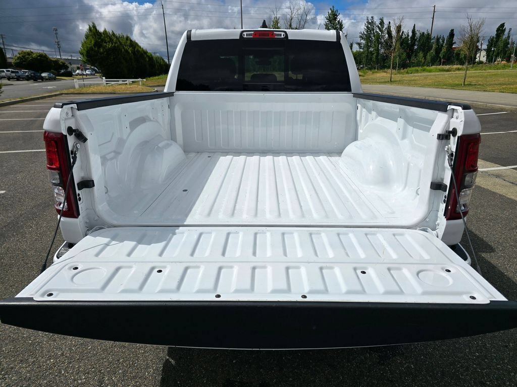 Used 2022 RAM 1500 Big Horn AWD/4WD image 17