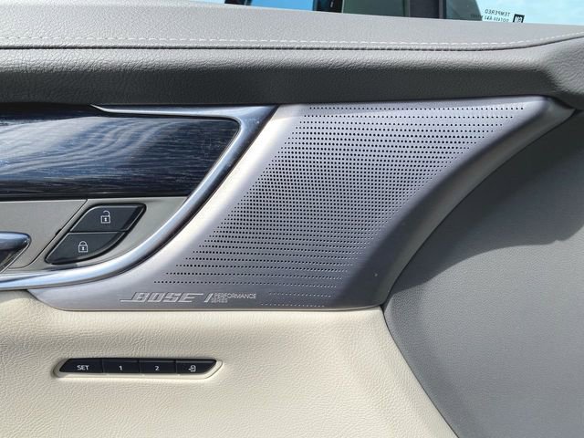 Used 2022 Cadillac XT6 Premium Luxury w/ Technology Package FWD image 25