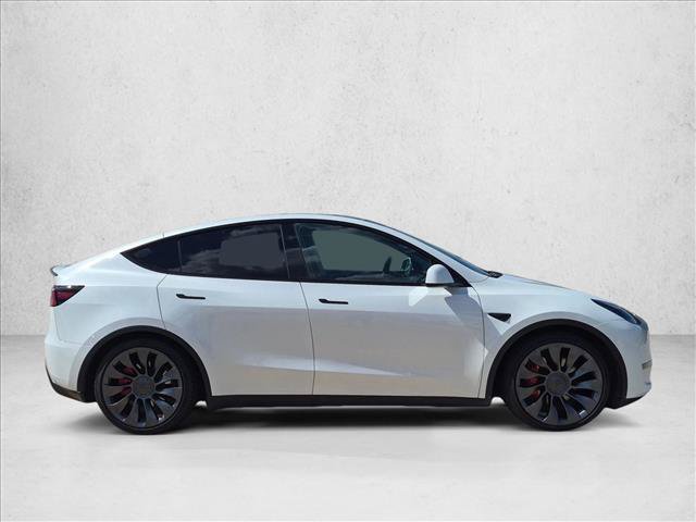 Used 2024 Tesla Model Y Performance AWD/4WD image 4