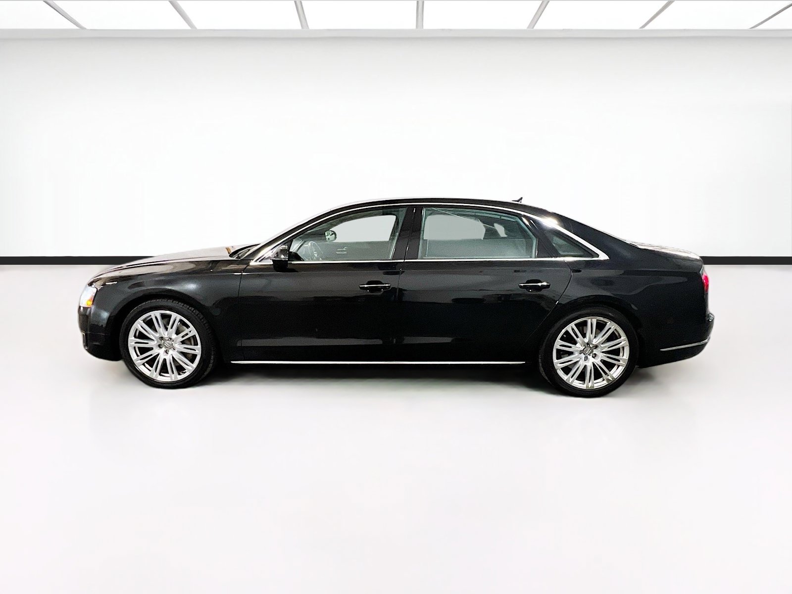 Used 2015 Audi A8 L 4.0T AWD/4WD image 25