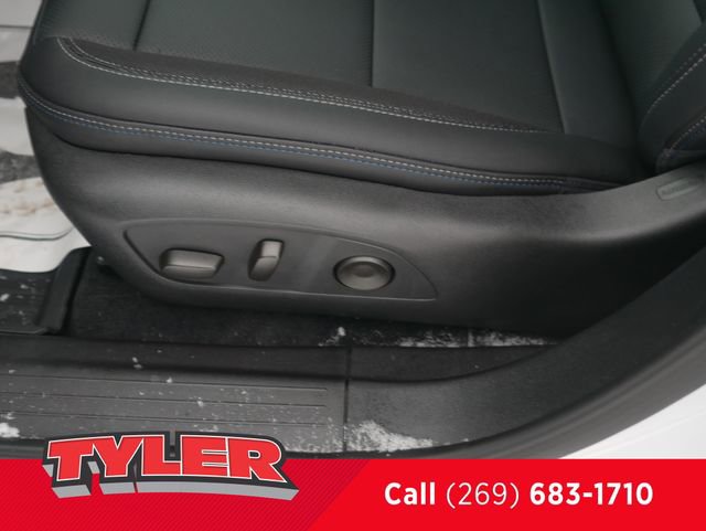 New 2026 Chevrolet Equinox EV LT w/ LPO, Blackout Package AWD/4WD image 23