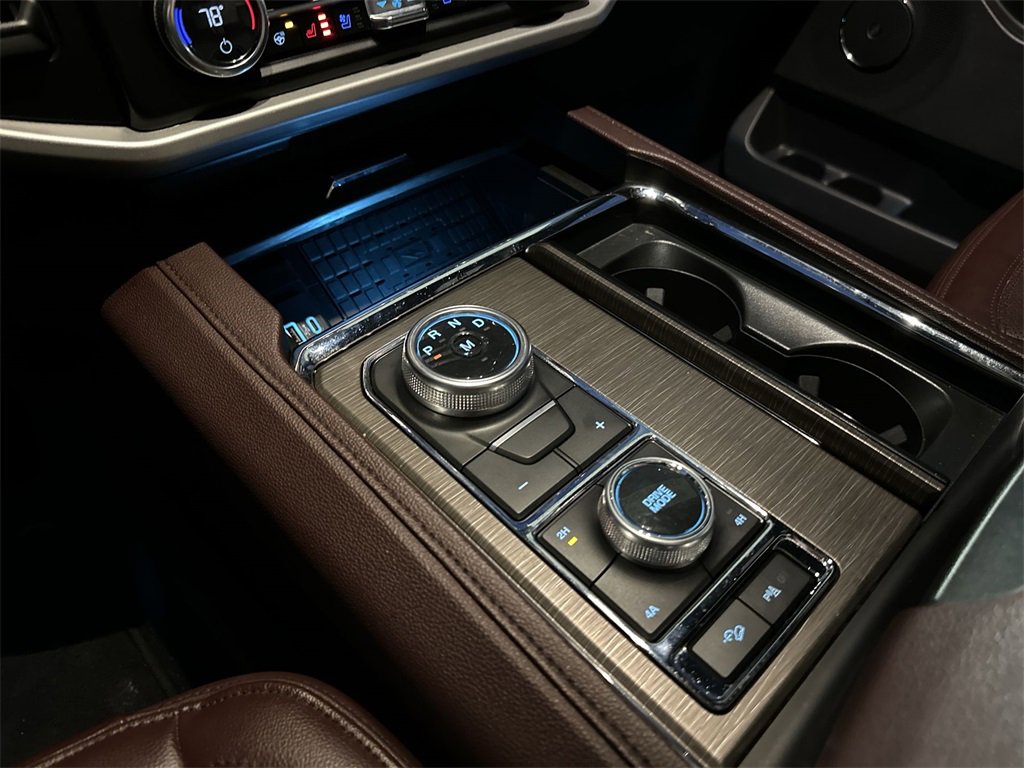 Used 2024 Ford Expedition Max Limited image 20
