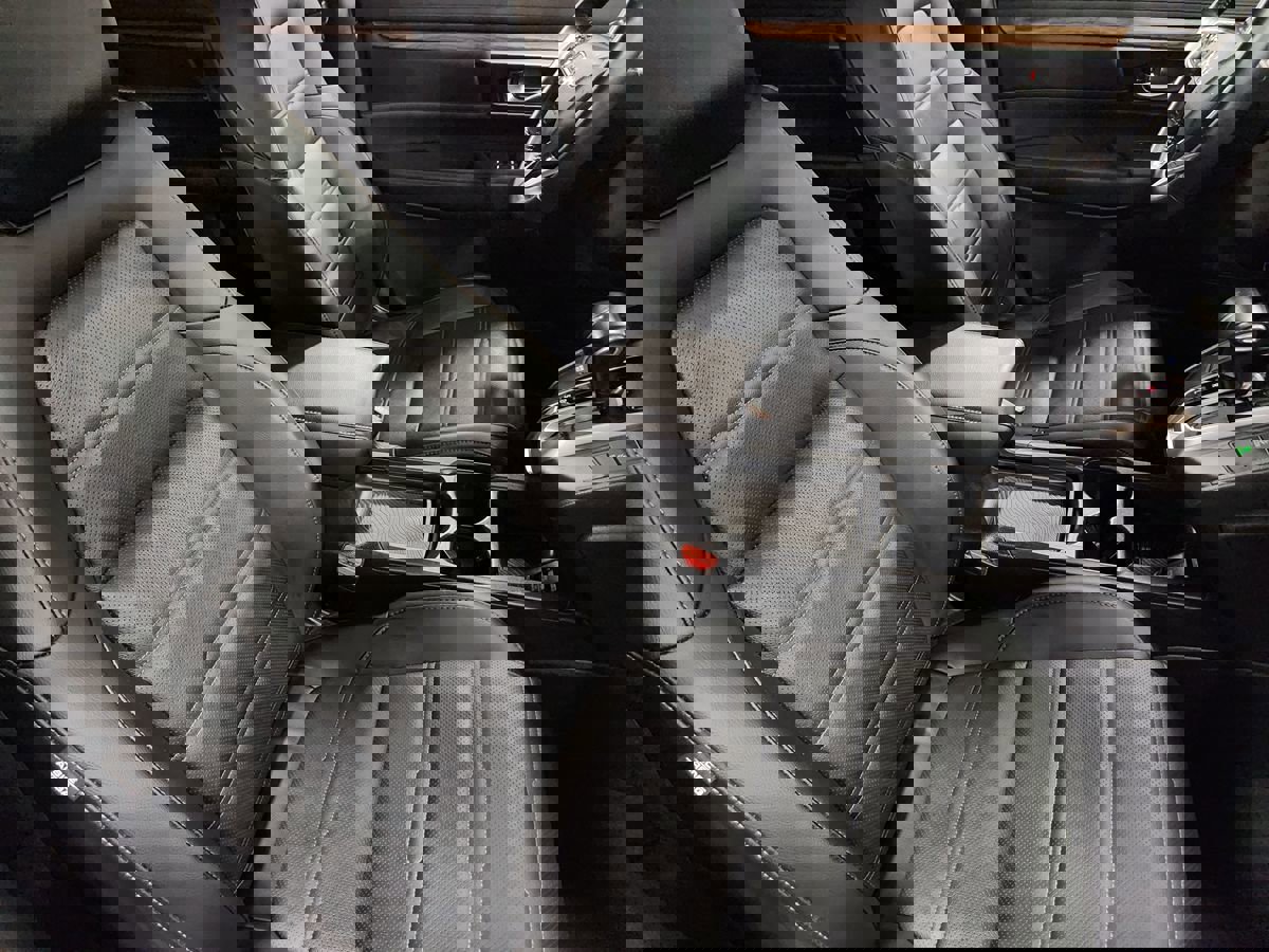 Used 2019 Honda CR-V Touring image 32