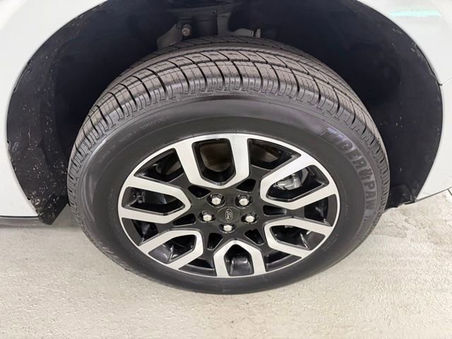 Used 2023 Ford Maverick Lariat w/ Lariat Luxury Package FWD image 5