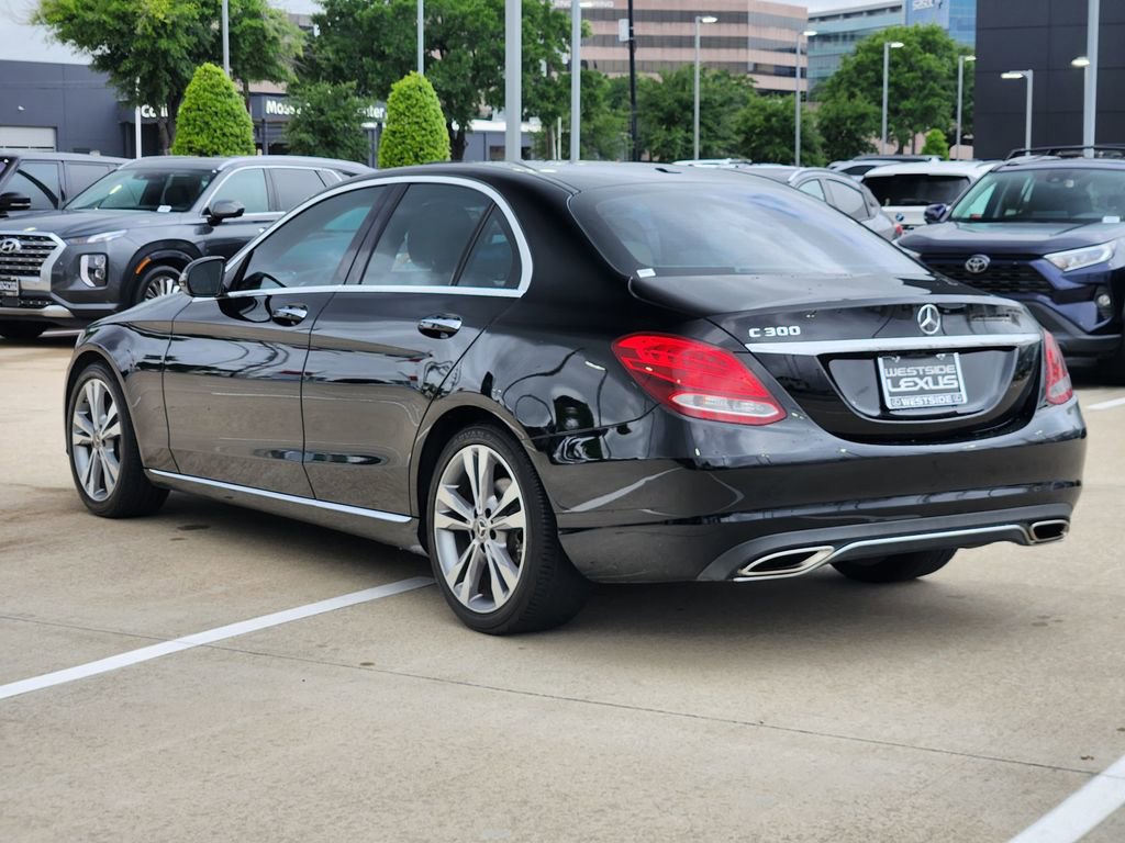 Used 2018 Mercedes-Benz C 300 Sedan image 5
