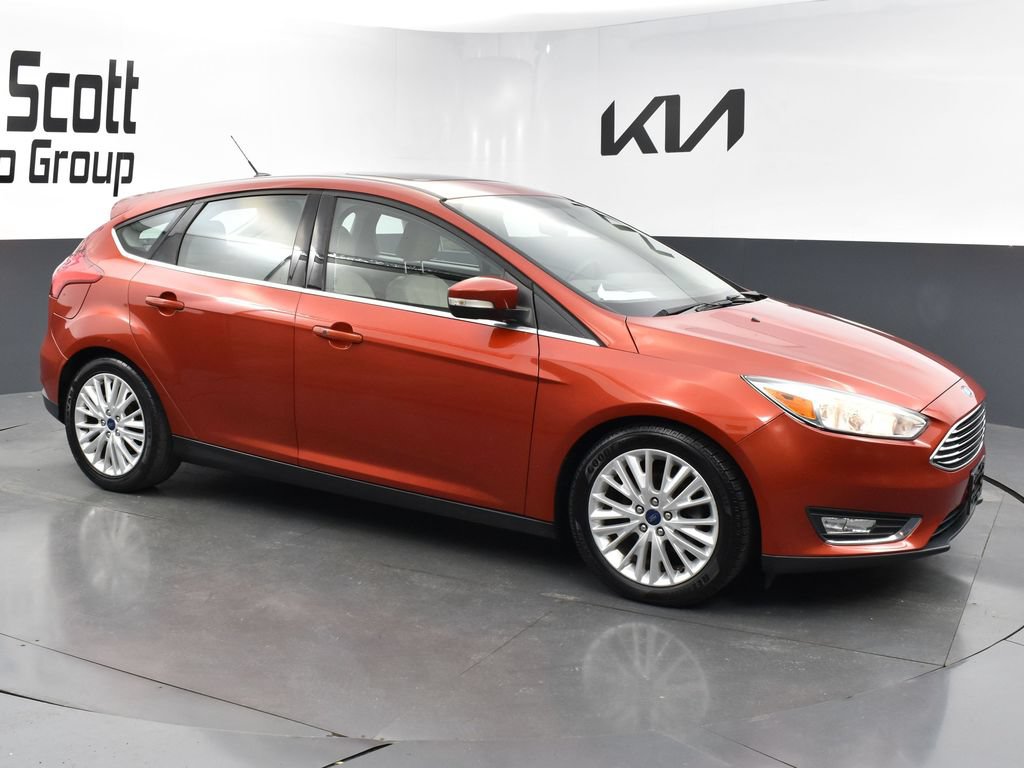 Used 2018 Ford Focus Titanium FWD image 7