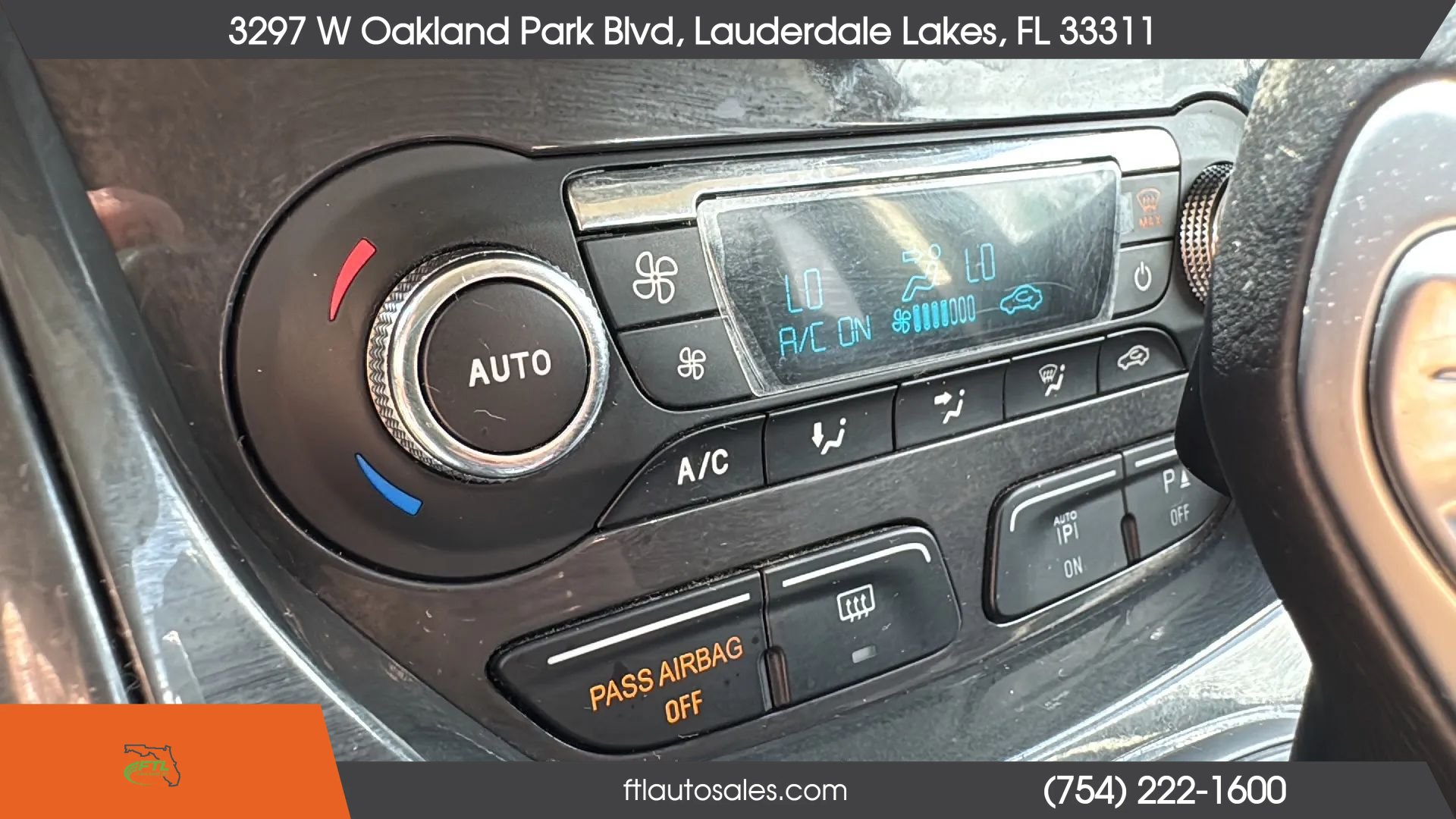 Used 2016 Ford Escape Titanium w/ Equipment Group 301A FWD image 77