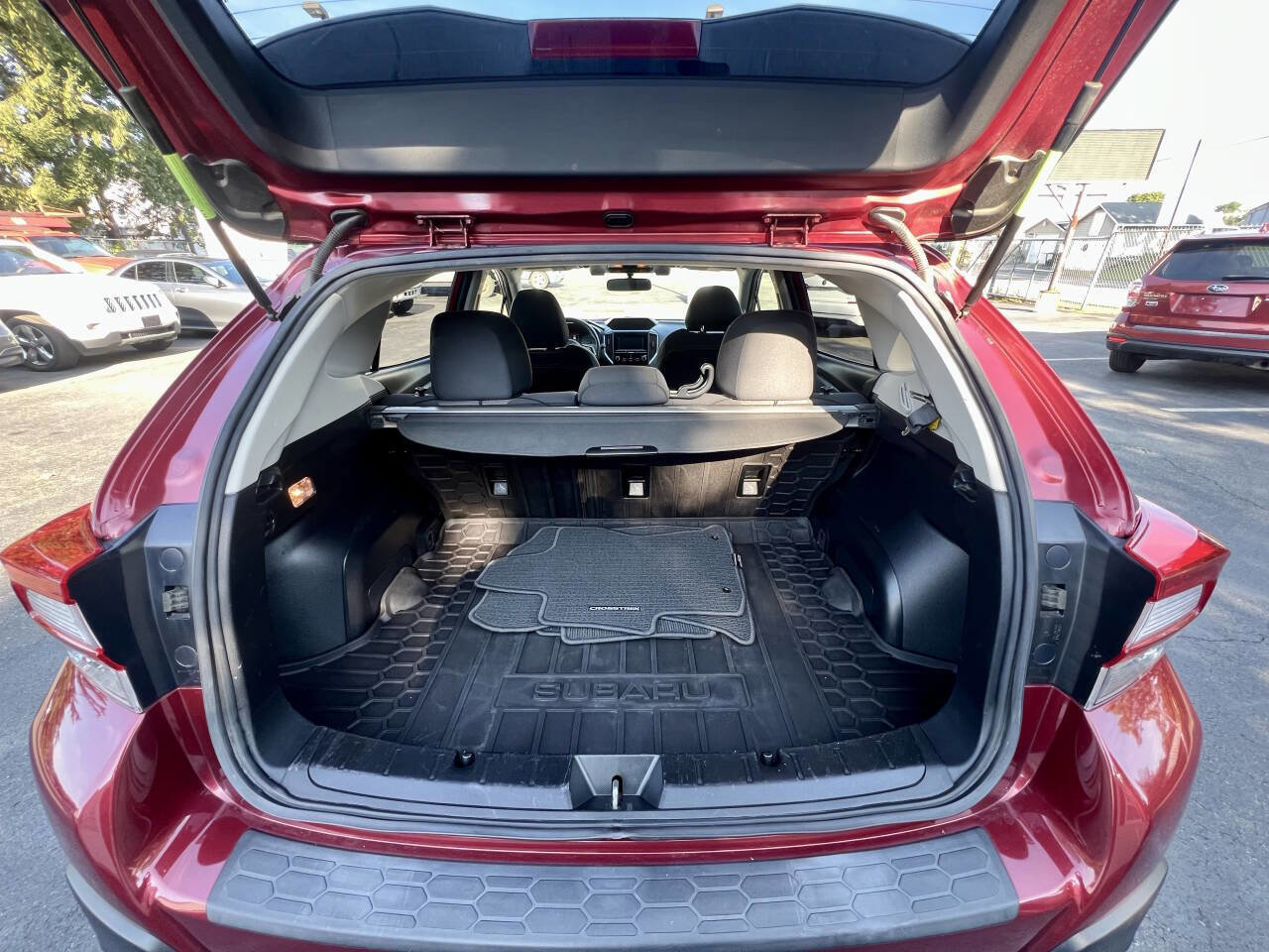 Used 2018 Subaru Crosstrek 2.0i Premium image 12
